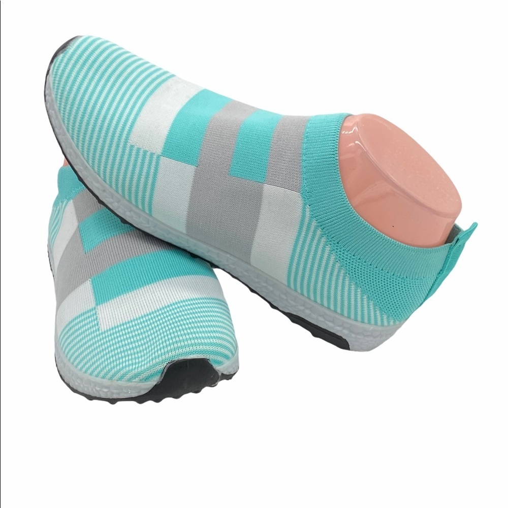 Women’s Slip-On Knit Sneakers in Aqua and Gray - Lightweight Comfort